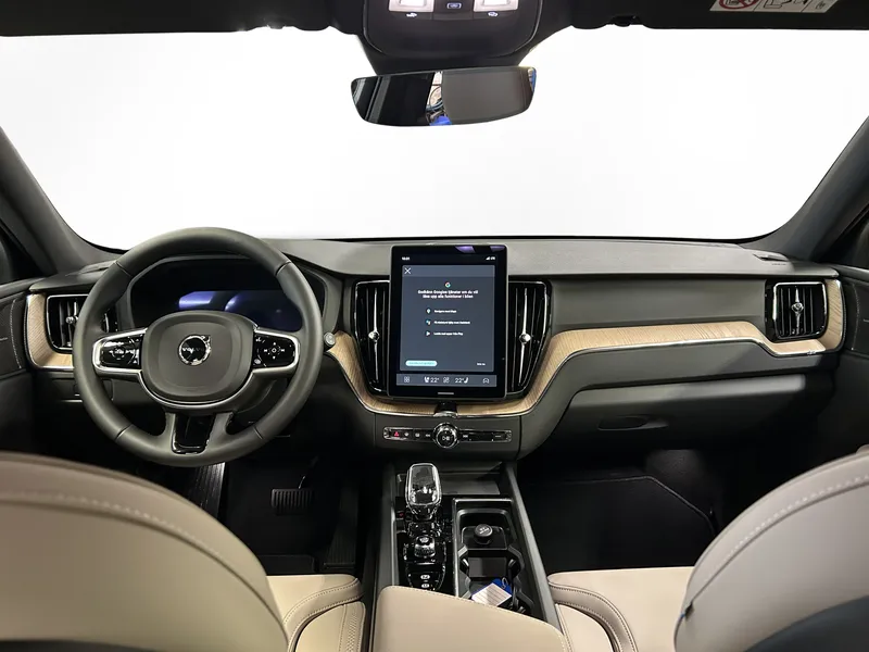 Bild 7 av 13 – Volvo XC60 T6 Plus Dark Nordic Edition Plus Nordic Edition