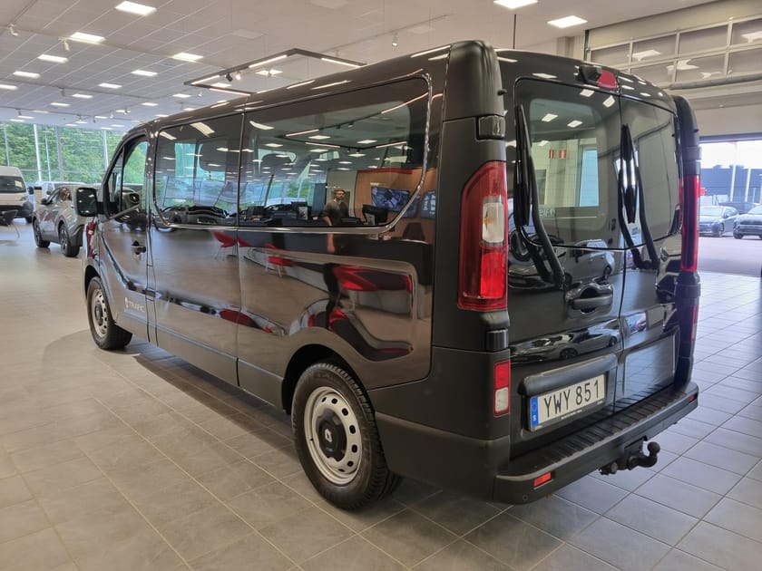 Bild 3 av Renault Trafic Kombi Passenger 9-sits Värmare Moms Drag 3280 mil