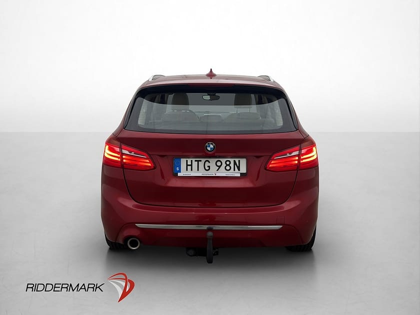 Bild 5 av BMW 218i Active Tourer 140hk Luxury Line Pano HUD Dragkrok Kamera