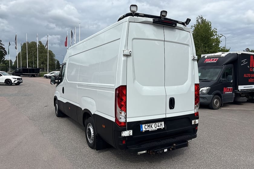 Bild 3 av Iveco Daily 35-140 Van 2.3 JTD Hi-Matic /Verkstadsinredd