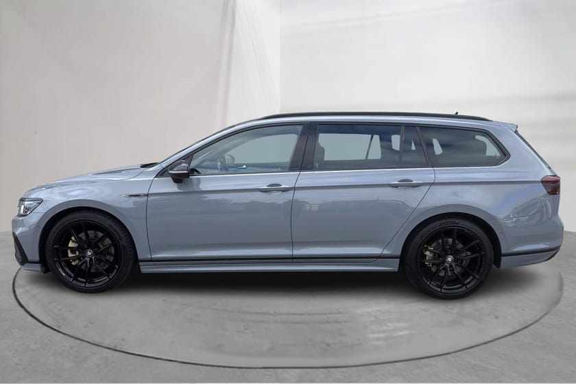 Bild 2 av Volkswagen Passat Sportscombi TDI BiTurbo SC 4M (240hk) GTS R-Line Editon