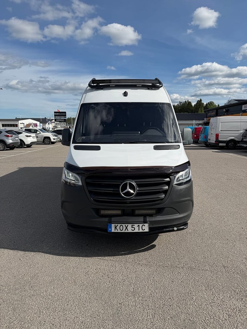 Bild 2 av Mercedes-Benz Sprinter 317 CDI RWD Panel Van 170hk Dubbelhytt skåp L3H2