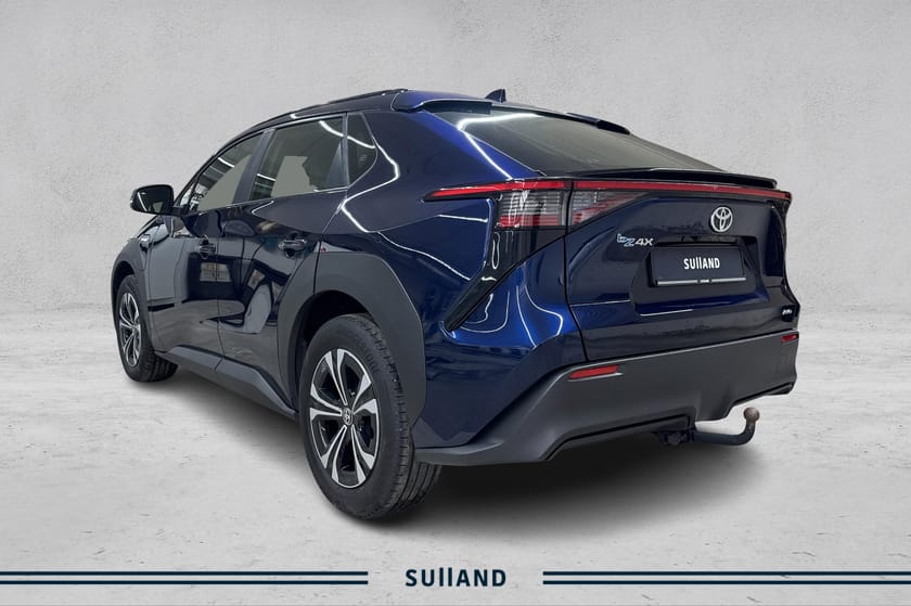 Bilde 3 av Toyota bZ4X AWD Active, Hengerfeste, Ryggekamera