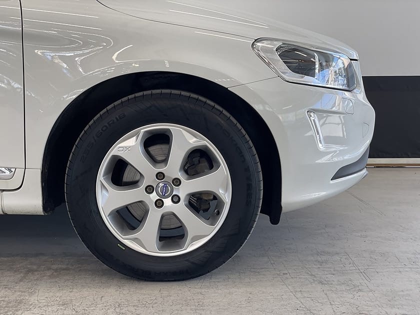 Bild 5 av Volvo XC60 D4 AWD 190hk Summum Drag Värmare Gps