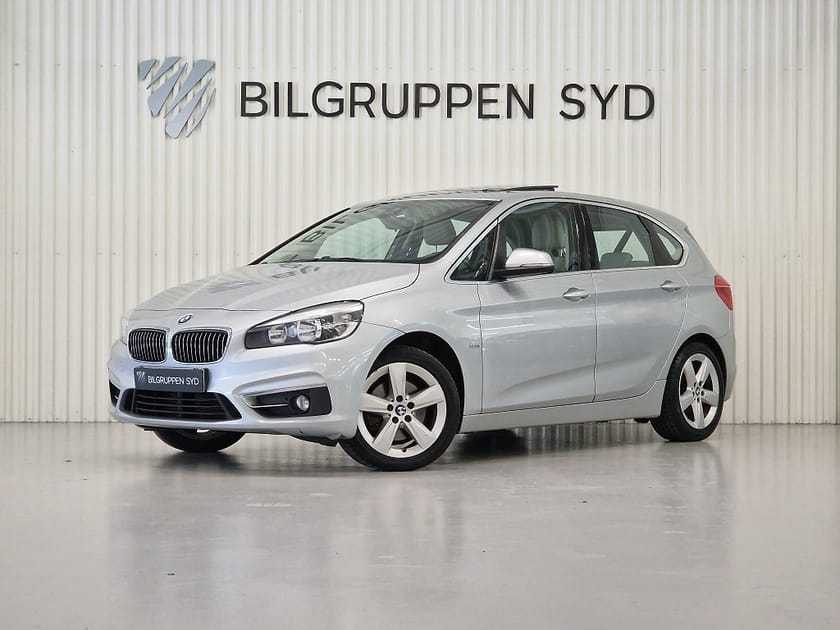 Bild 1 av BMW 220d xDrive Active Tourer |Luxury Line|Panorama|HUD|Keyless|