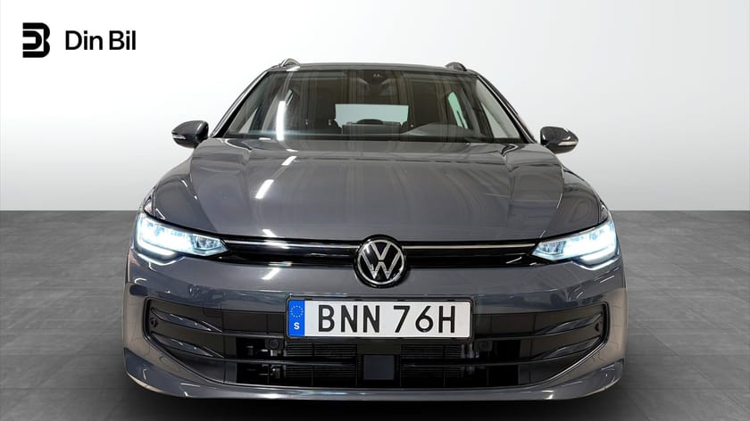 Bild 4 av Volkswagen Golf Sportscombi Kombi 1.5 eTSI 150hk Drag Vinterpaket Carplay