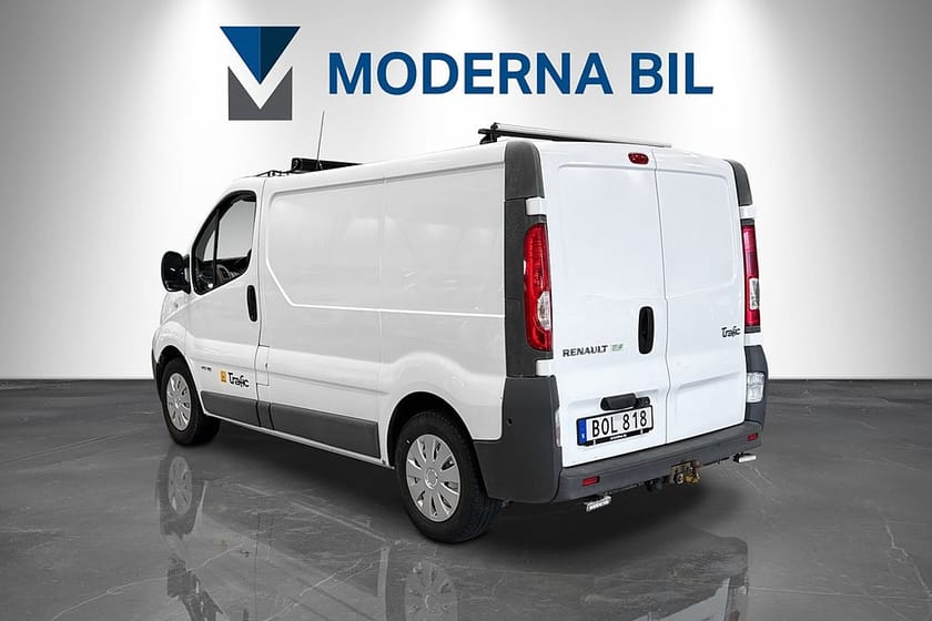 Bild 3 av Renault Trafic Skåpbil 2.0 dCi Quickshift Aut L1H1 Dragkrok D-värmare B-kamera
