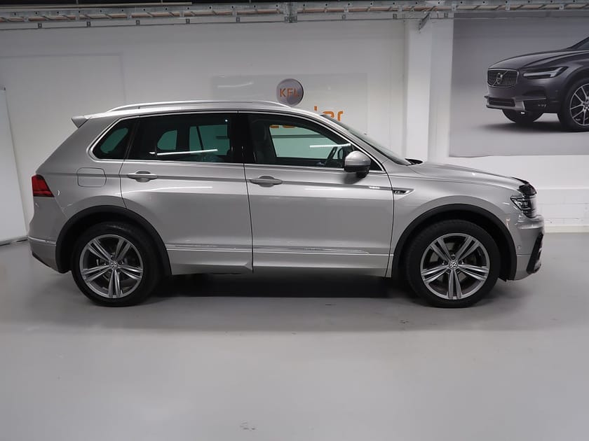 Bild 5 av Volkswagen Tiguan 2.0 TDI 4M GT R-Line V-Däck ingår Skinn-Cockpit-HUD-Pan