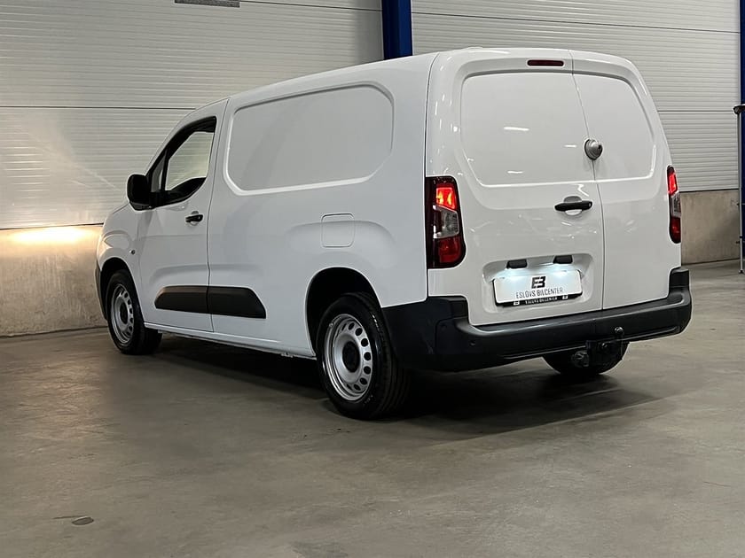 Bild 5 av Peugeot Partner Utökad Last 1.5 EAT130 HK L2 / Kamrem bytt / Drag / Värmare /
