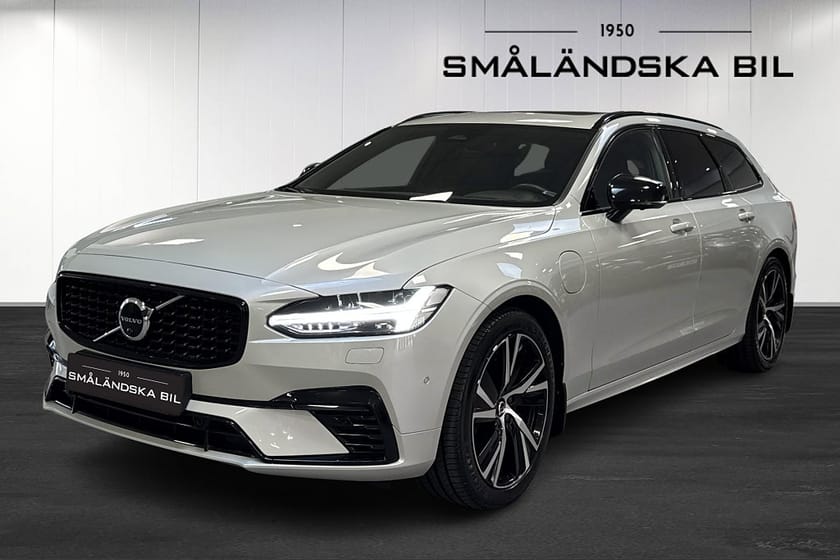 Bild 1 av Volvo V90 Recharge T8 AWD Geartronic R-Design Panorama Drag