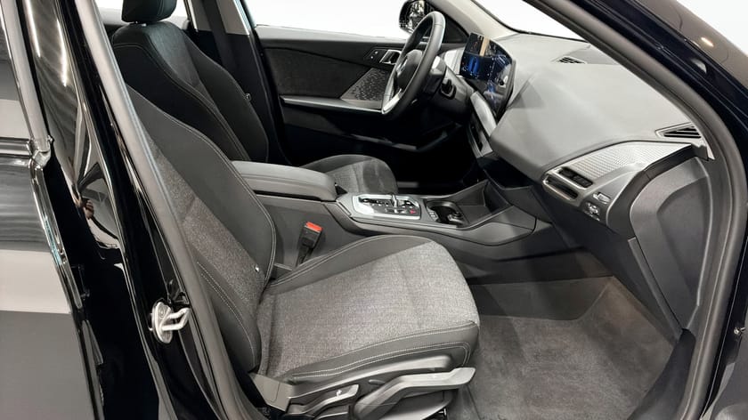 Bild 3 av BMW 120 5-d Driving assistant Parking Assistant