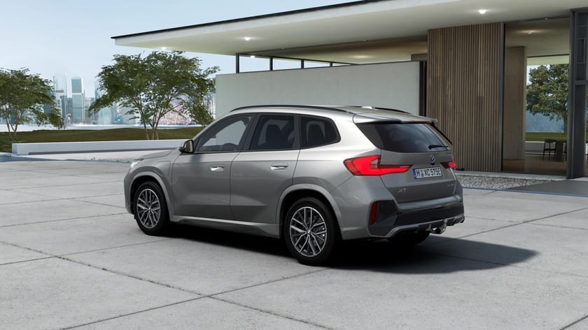 Bild 2 av BMW X1 xDrive25e M Sport Panorama Inno H K Fartpilot Drag