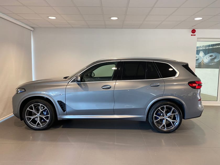 Bild 2 av BMW X5 xDrive30d 4,95% ränta M-Sport Keyless H/K 360 Kamera