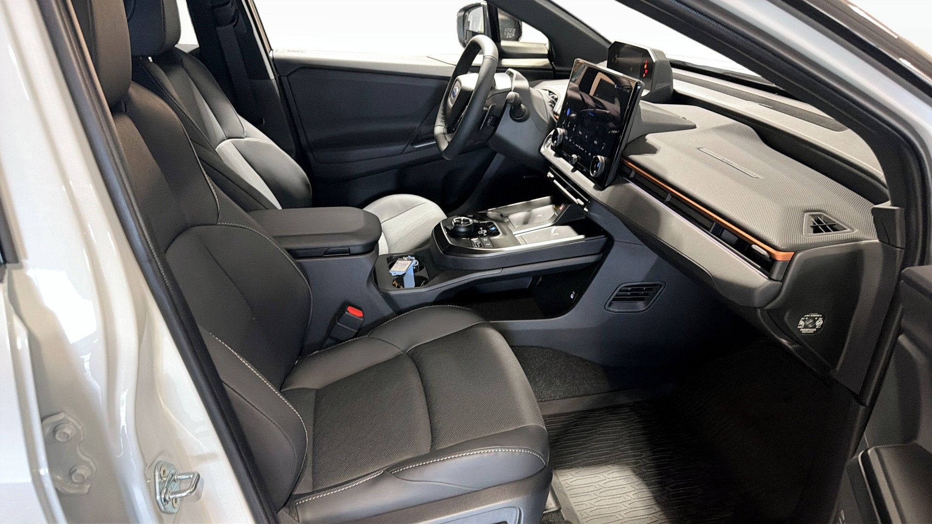 Subaru Uncharted Touring 2026, photo 3/13