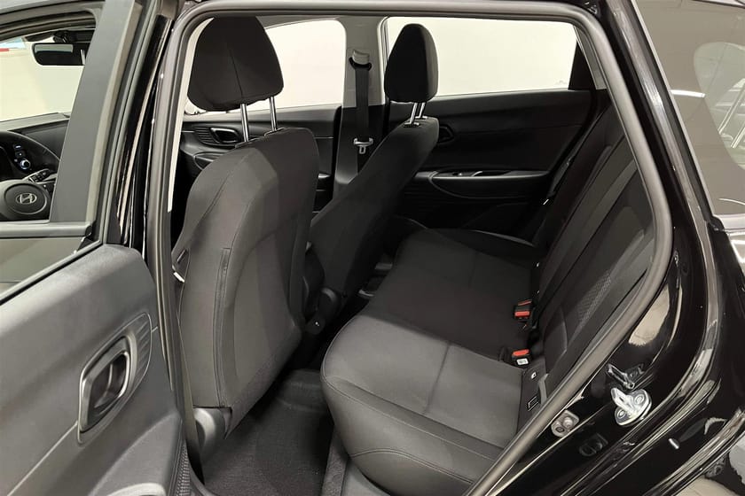 Bild 4 av Hyundai i20 1.0 T-GDi 90hk Aut Essential