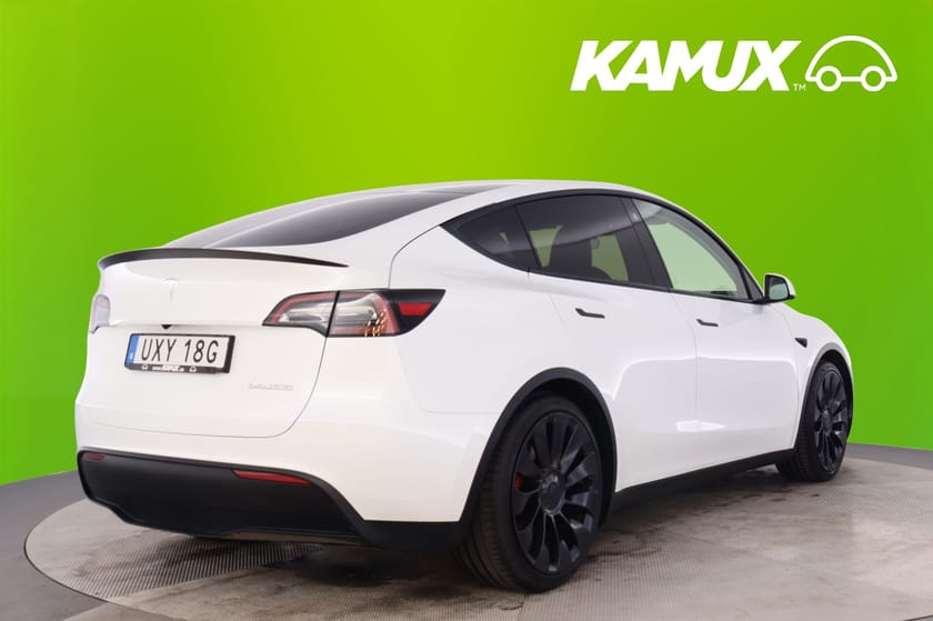 Bild 4 av Tesla Model Y Performance 534hk Drag Pano Kolfiber Moms