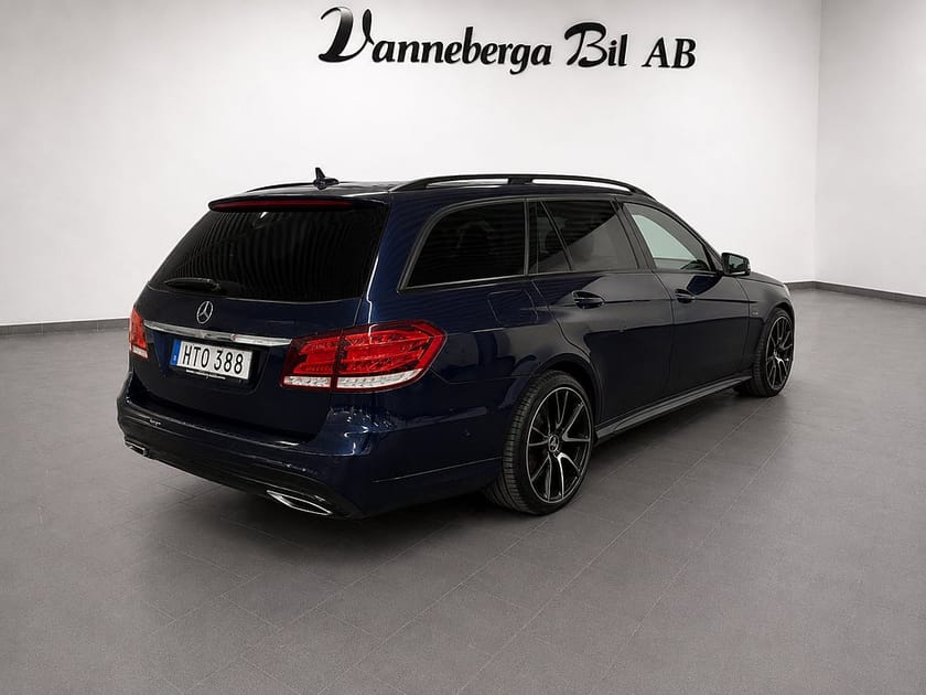 Bild 5 av Mercedes-Benz E 220 T BlueTEC 4MATIC 7G-Tronic Avantgarde Euro 6