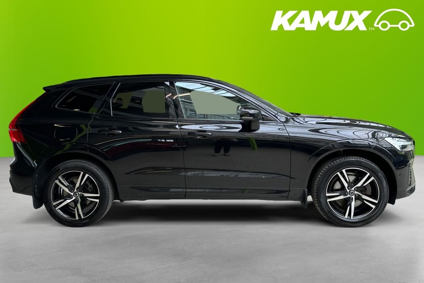 Bild 2 av Volvo XC60 B5 R-Design AWD Pano 360kam Drag H/K Värmare  Navi Voc