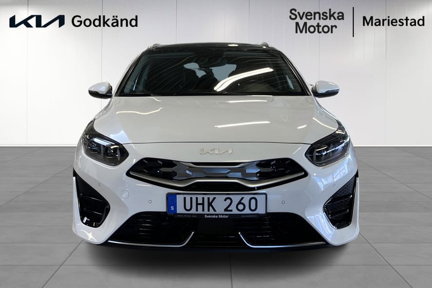 Bild 2 av Kia Ceed Sportswagon Plug-in Hybrid PHEV / ADVANCE PLUS / Adaptiv farthållare / Ventilerade säten / pano