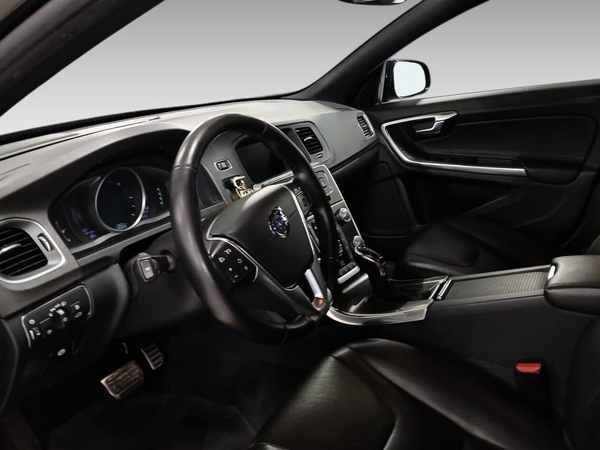 Bild 2 av Volvo V60 Cross Country D4 AWD Summum Business
