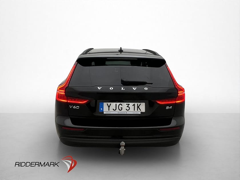 Bild 5 av Volvo V60 B4 Momentum Värmare Kamera Navi Rattvärm Drag MOMS