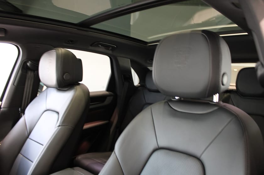 Bild 4 av Porsche Cayenne E-Hybrid Moms