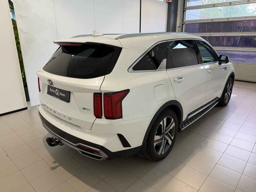 Bilde 3 av Kia Sorento PHEV 1,6 T-GDI Exclusive HENGERFESTE / PANORAMA / HUD