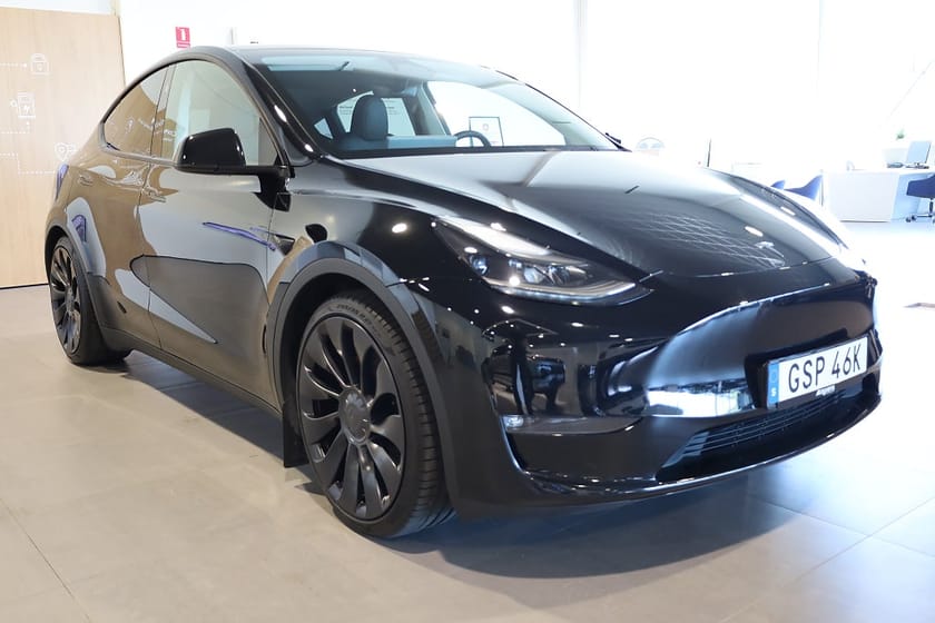 Bild 3 av Tesla Model Y Performance AWD 534hk | Dragkrok |