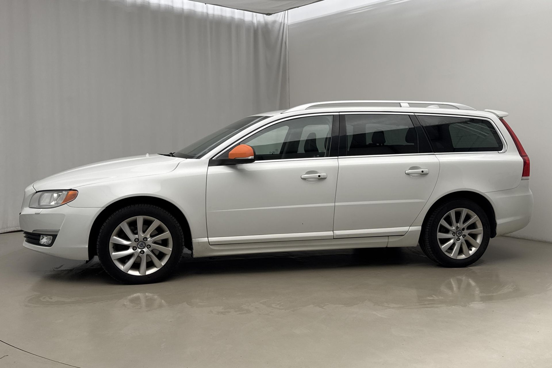Volvo V70 D5 AWD 2014, bild 2/10