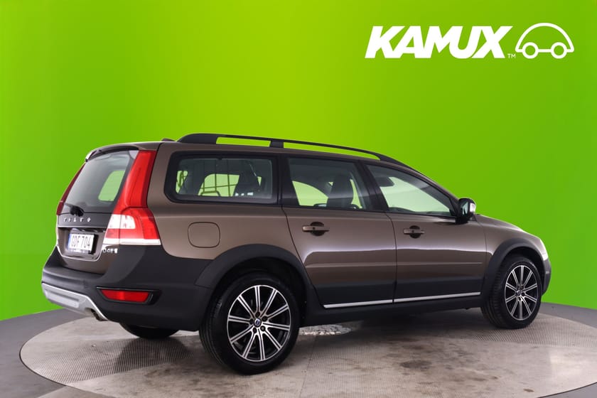 Bild 2 av Volvo XC70 D4 AWD Classic Dynamic Edition 181hk Skinn Värm Elstol BLIS P-Sens