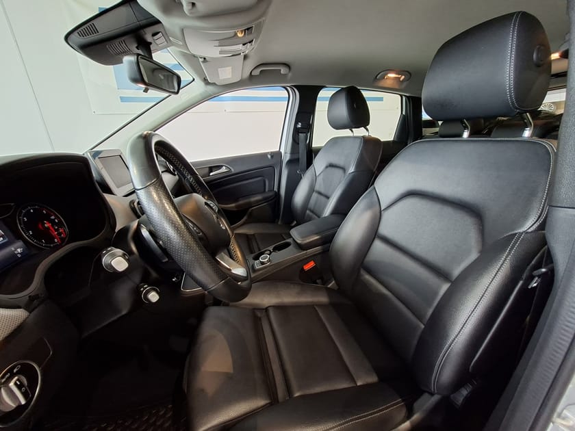 Bild 5 av Mercedes-Benz B 180 d 109HK Automat Dragkrok Backkamera SoV