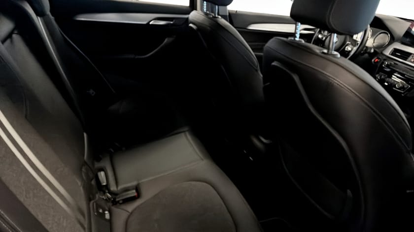 Bild 5 av BMW X1 xDrive20d Sportline Drag 18"