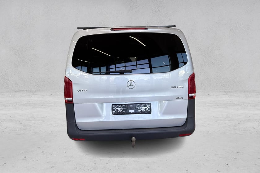 Bilde 4 av Mercedes-Benz Vito 116 CDI 4MATIC 2.8t A2 Komplett Pluss aut Auksjon! Les tekst!