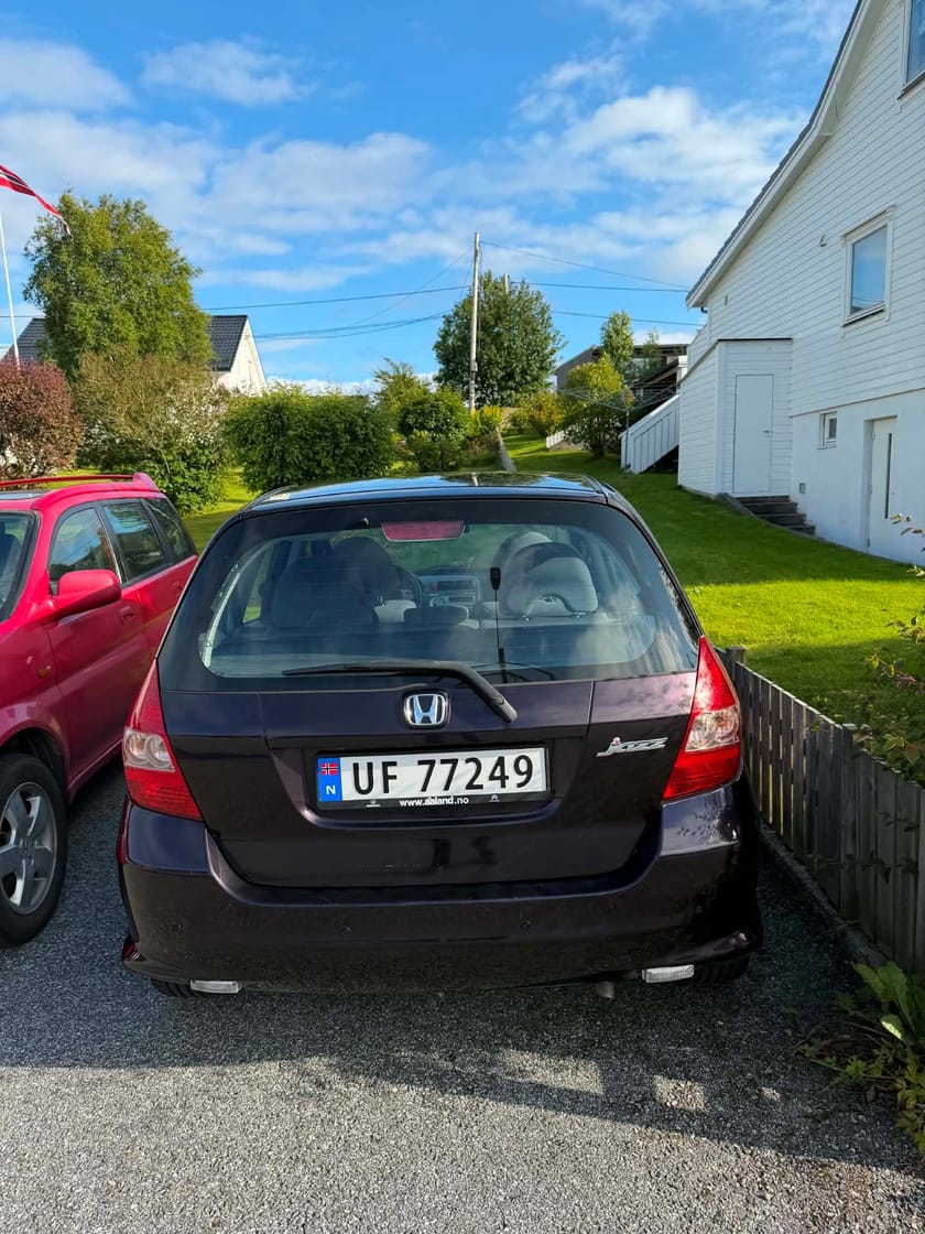 Bilde 4 av Honda Jazz GOD BRUKSBIL - AUTOMAT - EU OK TIL 27.07.2028