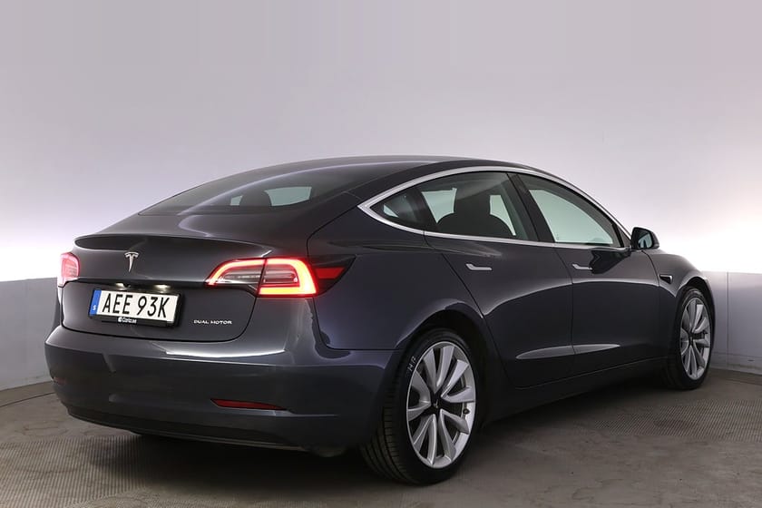 Bild 5 av Tesla Model 3 Long Range AWD EAP Uppgr. Autopilot Panorama