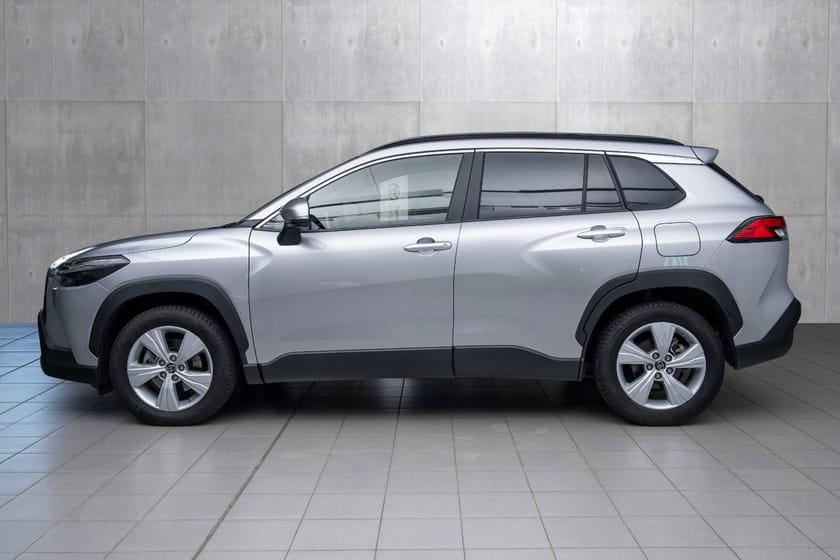 Bilde 2 av Toyota Corolla Cross Hybrid AWD-i 2,0 Executive