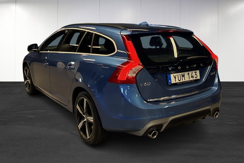 Bild 4 av Volvo V60 D5 Twin Engine AWD Geartronic | Classic R-Design | Navi | Backkamera | Bixenon |
