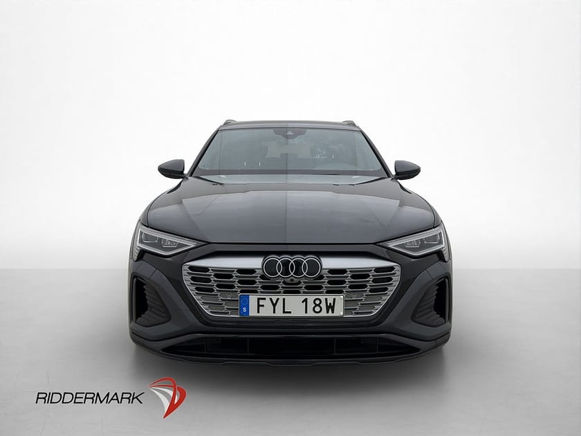 Bild 3 av Audi Q8 50 e-tron quattro Q 340hk S-Line Drag Kamera MOMS