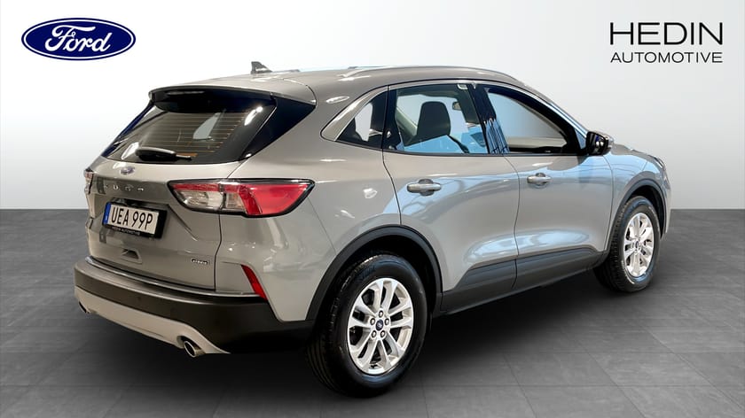 Bild 2 av Ford Kuga Plug-In Hybrid 2,5 PHEV 225Hk FWD Titanium