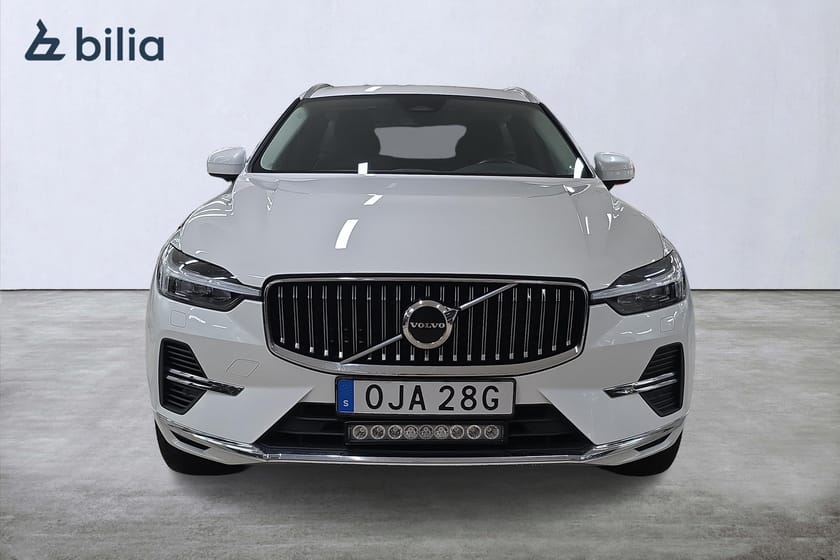 Bild 5 av Volvo XC60 Recharge T6 Core Edition /Panorama/Kamera/Keyless