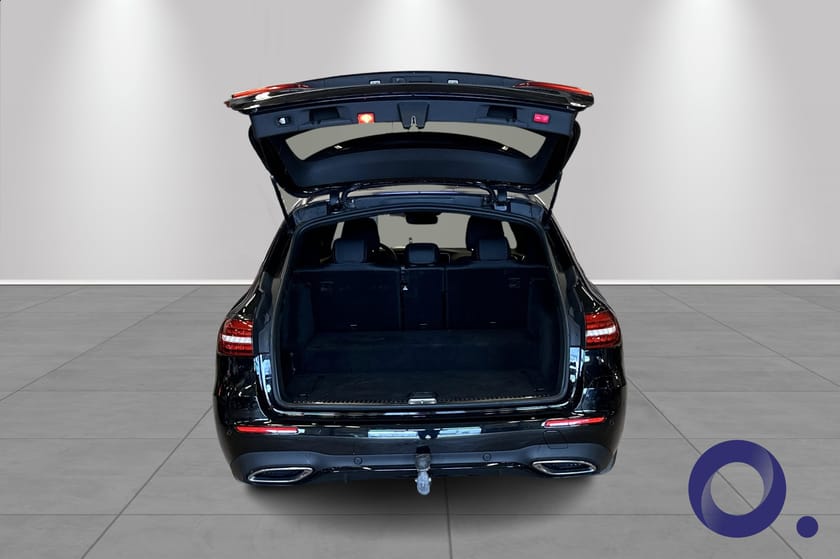 Bilde 5 av Mercedes-Benz E 300 T de 4MATIC E300 Plug-in hybrid diesel AMG, Nattpakke