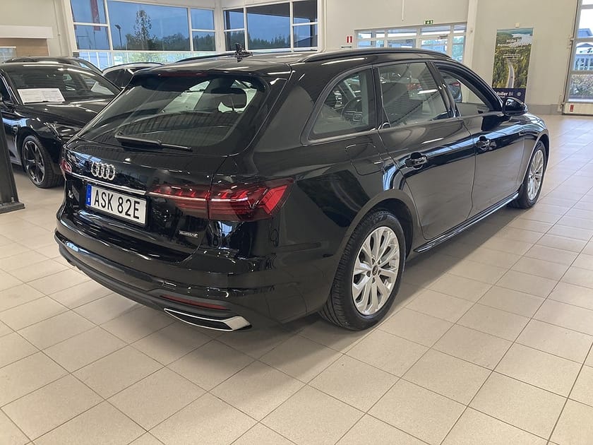 Bild 5 av Audi A4 Avant 40 TDI quattro 204HK S-Tronic Proline Drag Värmare Nav