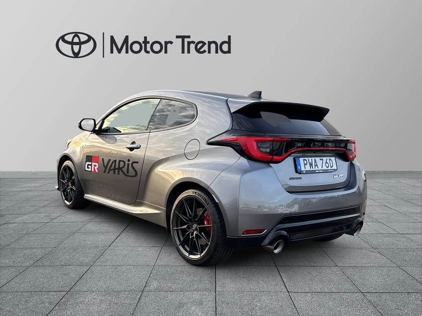 Bild 2 av Toyota GR Yaris AWD Automat 280hk, Värmare, 99mil