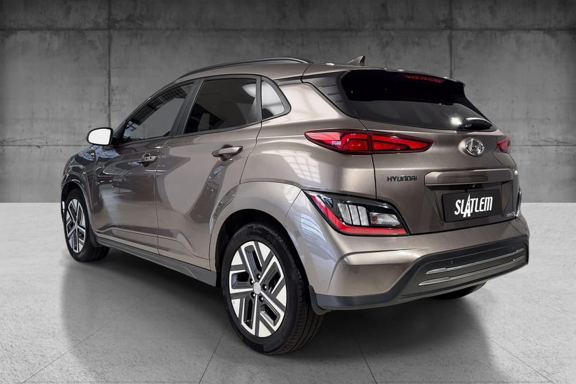 Bilde 4 av Hyundai Kona Electric 64 kWh PREMIUM/LONG RANGE/HUD/NAVI/KROK/ACC/SOLTAK