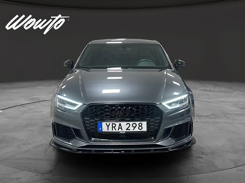 Bild 2 av Audi RS 3 Sedan RS3 400HK /Sportavgas /Cockpit /Navi /Sv-Såld