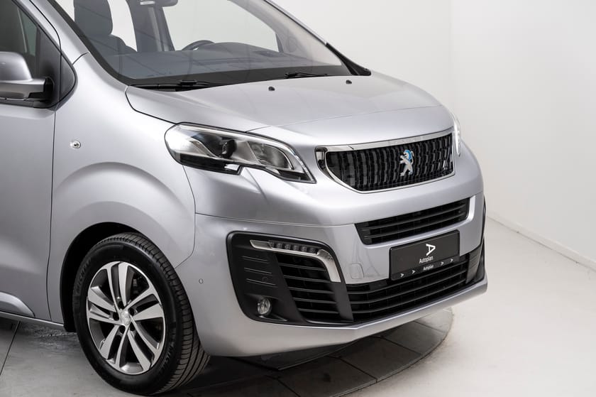 Bilde 3 av Peugeot e-Traveller 75 L3 Allure 75kWt | Cruise/Krok/Kamera/HUD