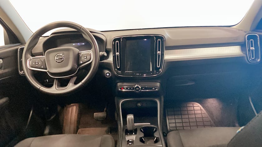 Bild 4 av Volvo XC40 D3 Geartronic 150hk Momentum - Värmare