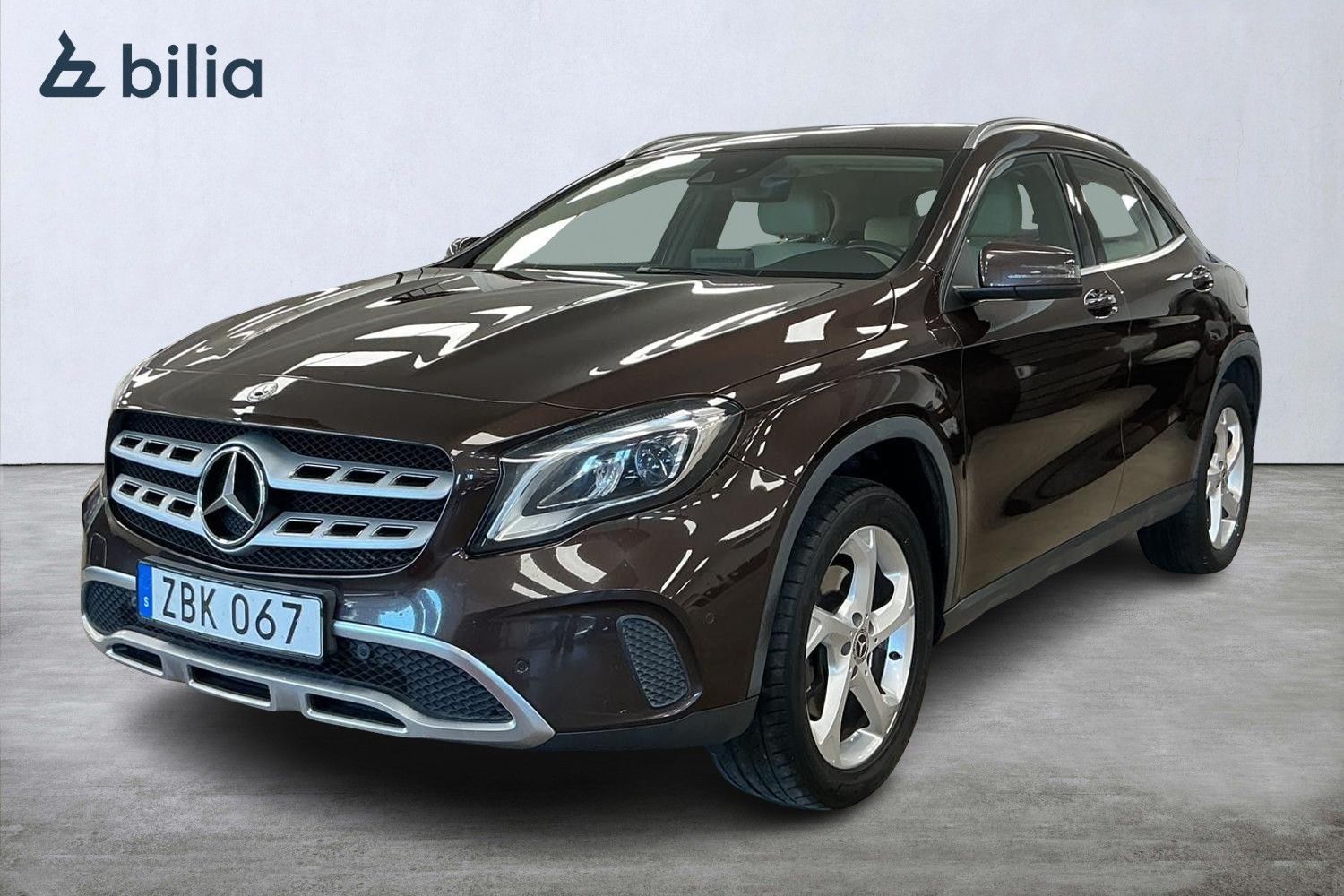 Mercedes-Benz GLA 184 л.с.