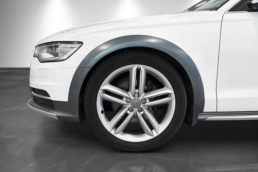 Bild 2 av Audi A6 allroad quattro 3.0 TDI Drag Bose Dieselvärmare Luftfjädring 20tum PDC