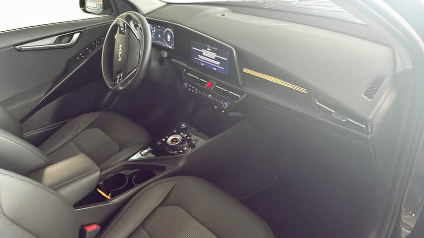Bild 3 av Kia Niro EV ACTION Cockpit B-kamera Carplay GPS MOMS!